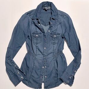 GUESS Dark Denim Button Down Long Sleeve Shirt sz XS